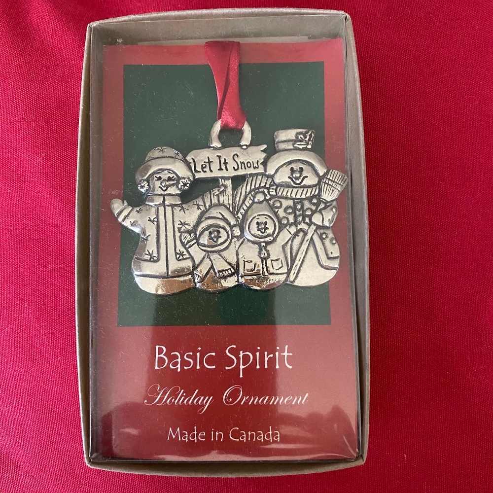 Basic Spirit Pewter Snowman Family Ornament